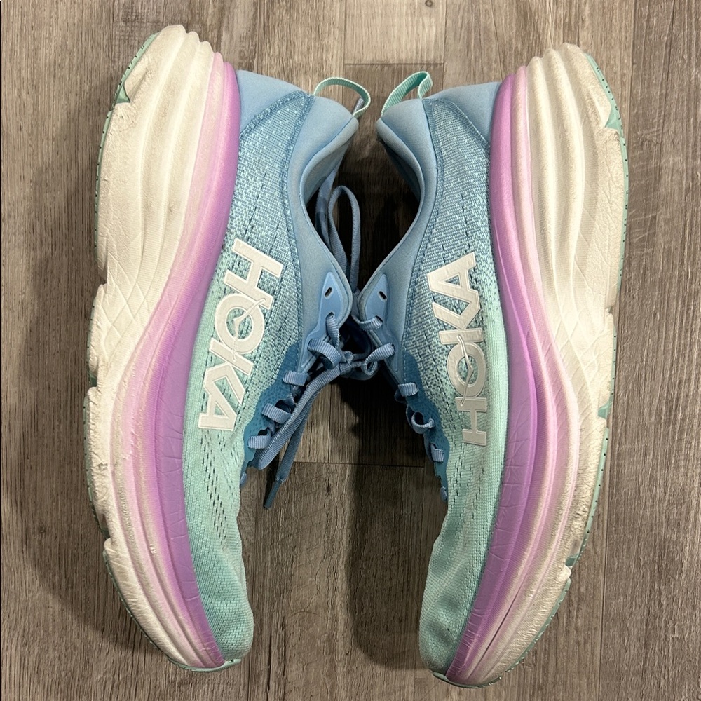 Hoka Women's Aqua and Lavender Bondi 8